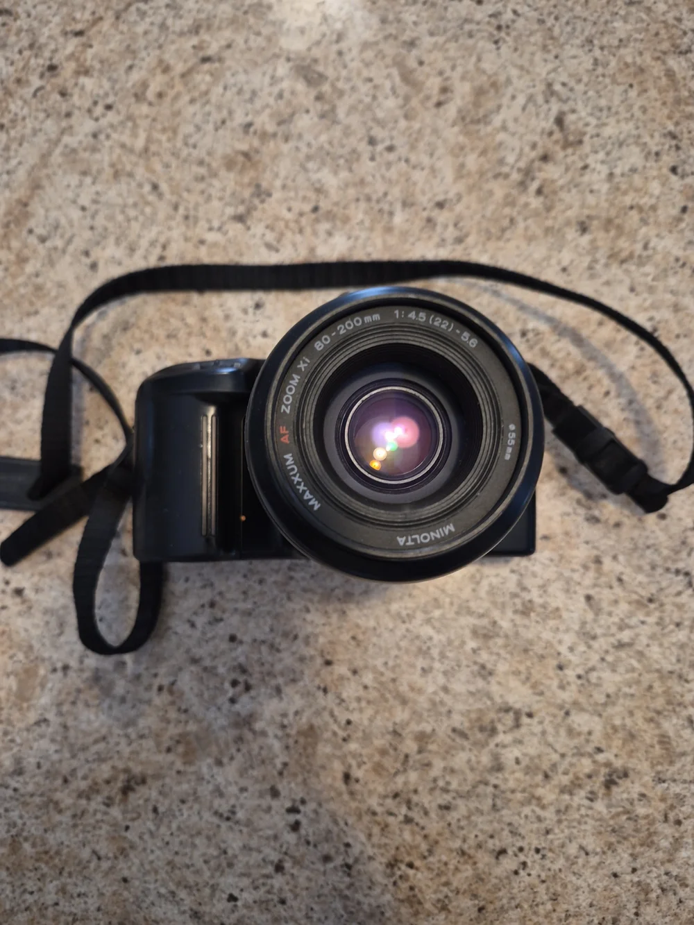 Minolta Maxxum 3Xi Digital Camera Kit in Black with Zoom Lens